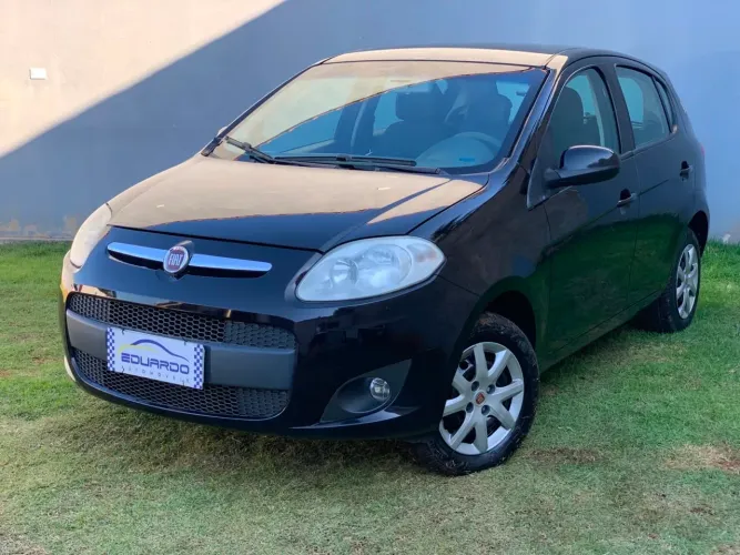 Fiat Palio Attractive 1.0 EVO Fire Flex 8V 5P 2013