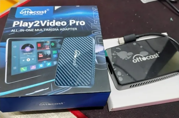 Adaptador Ottocast Play2Video Pro Smart - Novo