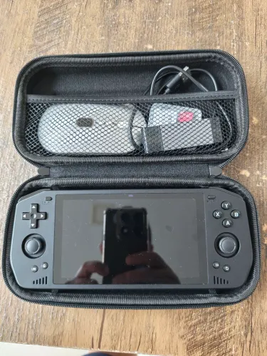 Console portátil powkiddy X28