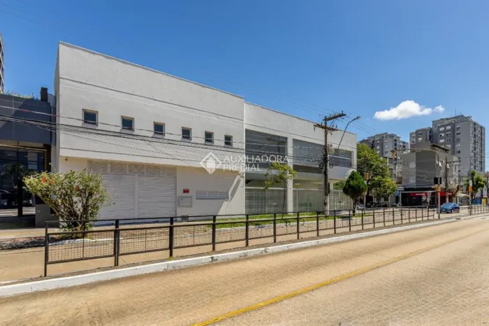 Loja 357 m² para aluguel no Menino Deus, Porto Alegre