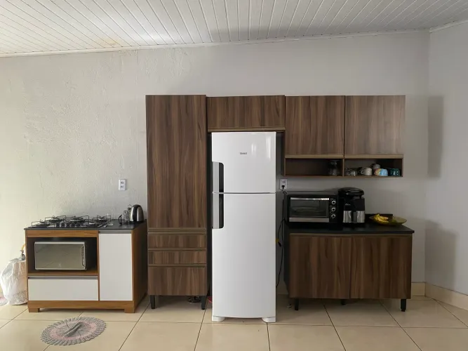 Vende-se armário + bancada fogão 
