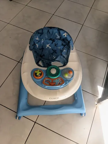 Andador infantil cosco azul flow