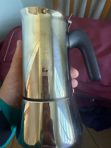 Cafeteira bialetti 6 taças nova comprada na Itália