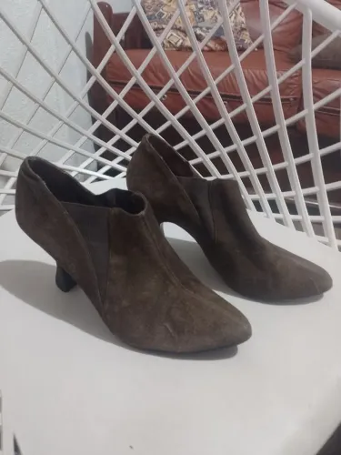 Sapato/botinha feminino