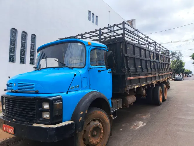 VENDO OU TROCO CAMINHAO 1318