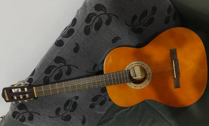 Violão serenna