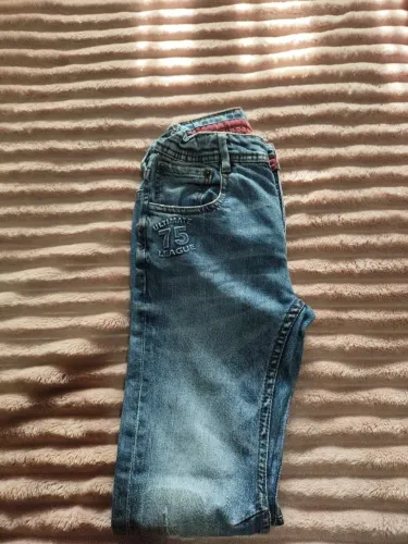 Vendo calça jeans infantil Zara
