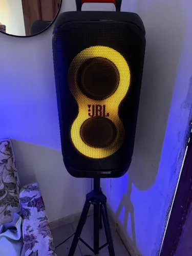 Caixa jbl part box 320