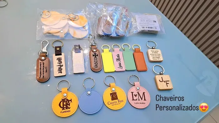 Chaveiros personalizados 