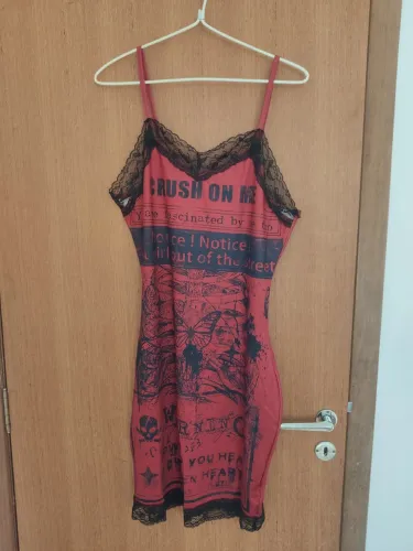 Vestido vermelho shein