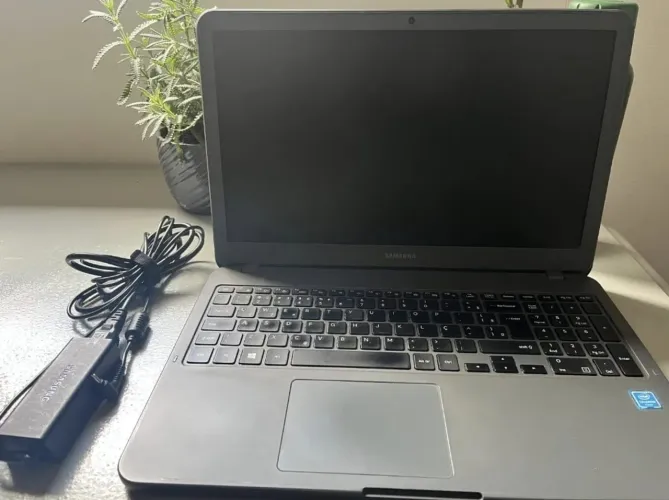 Notebook Samsung Essentials Processador Intel Celeron