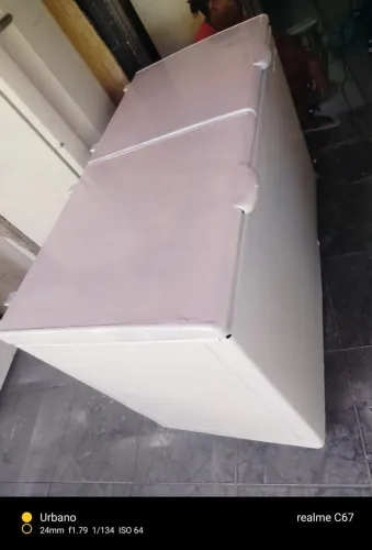 Freezer horizontal 2 portas ótimo estado funciona perfeitamente