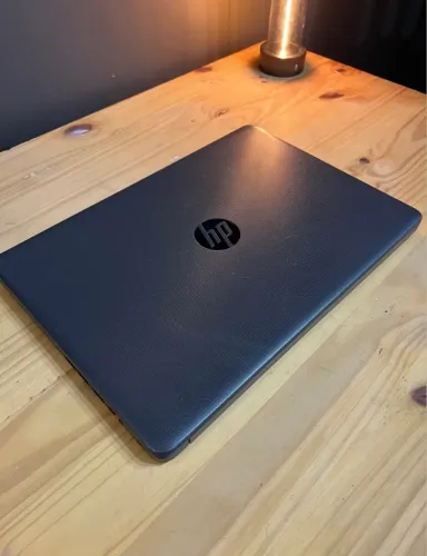 Notebook HP i5-8ªgen 500HD 16GB RAM Placa de vídeo