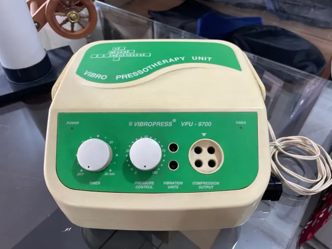 Aparelho de Pressoterapia Vibropress VPU-9700
