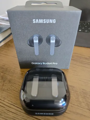 Galaxy Buds4 Pro