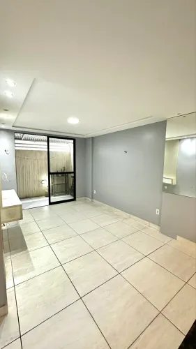Alugo apartamento 2 Qtos + quintal privativo Bancários