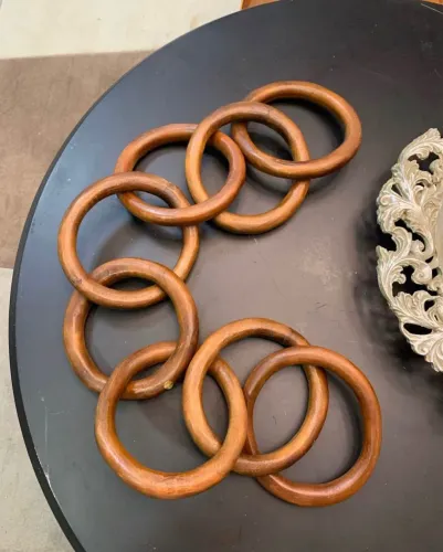 Colar de mesa em madeira esculpida NOVO