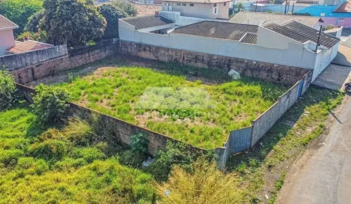 Terreno plano a venda em ótima localização no Jardim Claret!