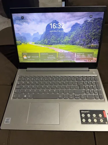 Notebook Lenovo IdeaPad 3i Core i5, 8GB RAM, SSD 256GB - Modelo 15IML05