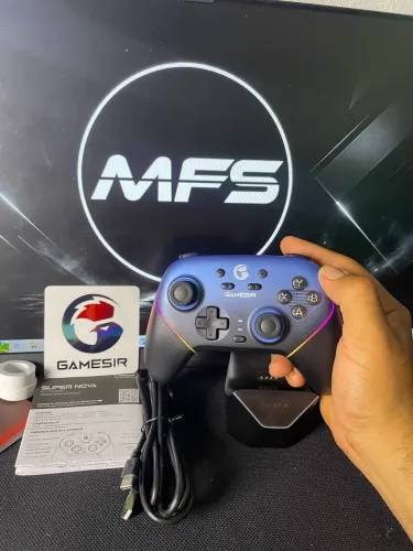 Controle Gamesir super nova
