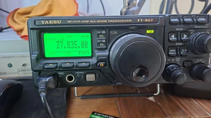 Vendo yaesu ft 897
