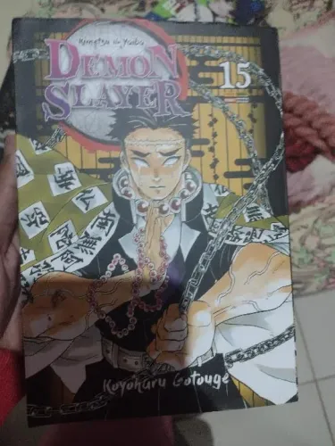 Mangá Demon Slayer Volume 15