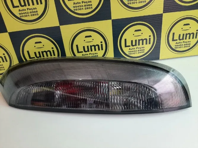 Lanterna traseira Corsa hatch 2003 a 2012 Fume (Nova)
