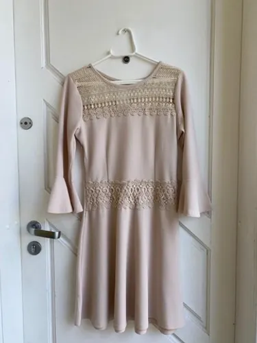 Vestido de festa cor nude veste M