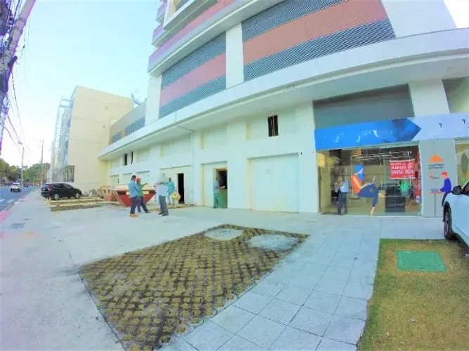 Alugo Loja Comercial em Bento Ferreira com 58m² e 2 Vagas - R$ 5.300,00