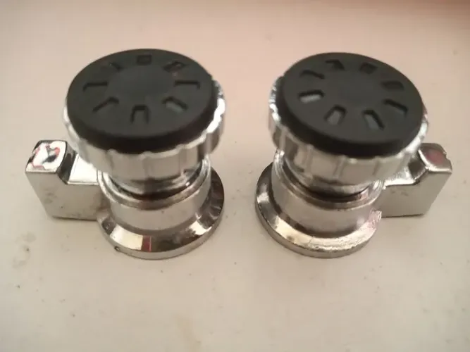 Botão rádio toca fitas tkr antigo