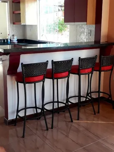 Banquetas almofadadas