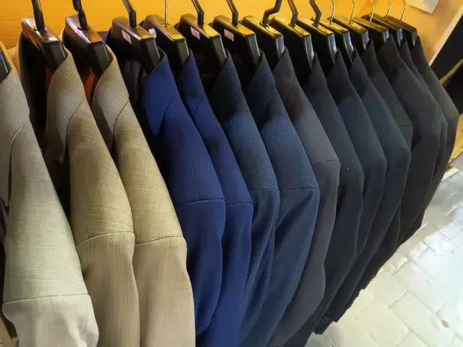 Ternos (paletó+calça) até o tamanho 60 promoção contato apenas pelo zap