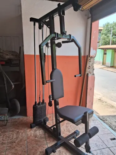 Estação de Musculação para Treinar em Casa ou academia