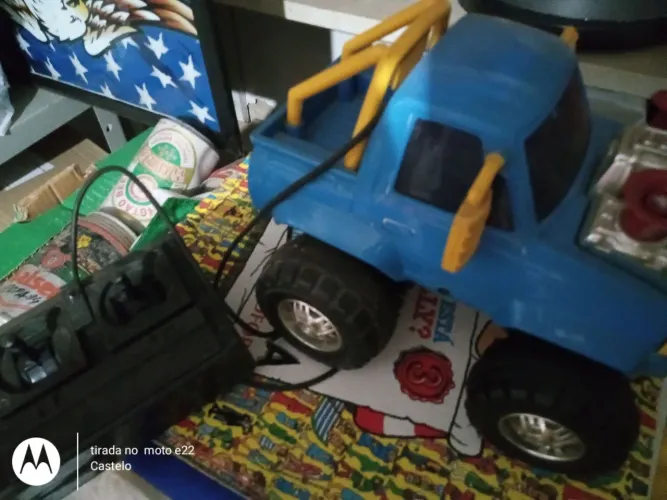 Carrinho de controle antigo