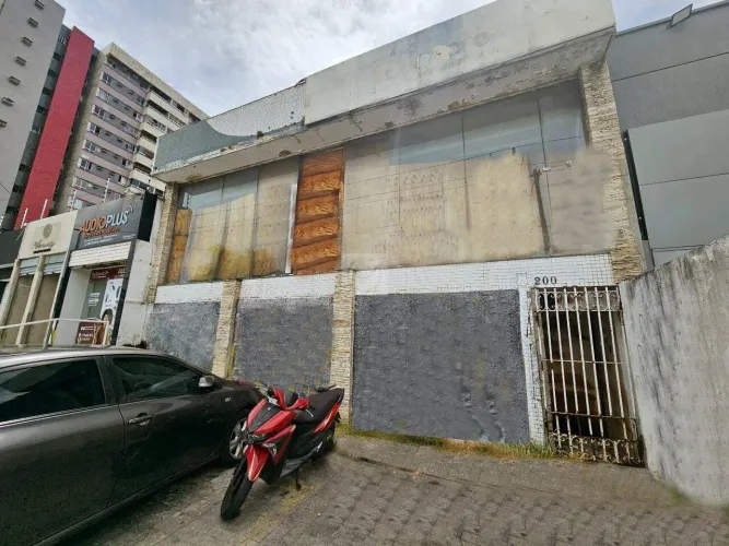 Ponto Comercial na Avenida Hermes Fontes