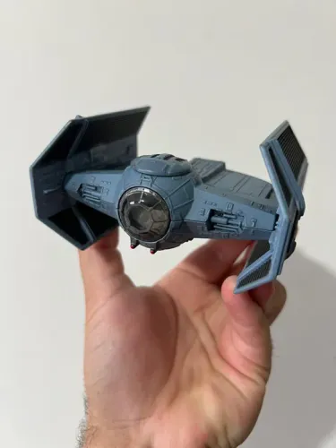 Star wars - Darth Vader's TIE FIGHTER Advanced X1 (Die Cast Disney Store Exclusive)
