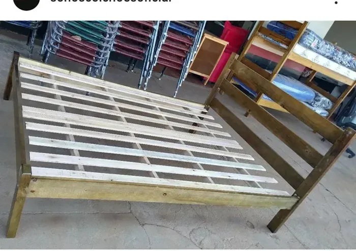 CAMA CASAL DE MADEIRA NOVA 