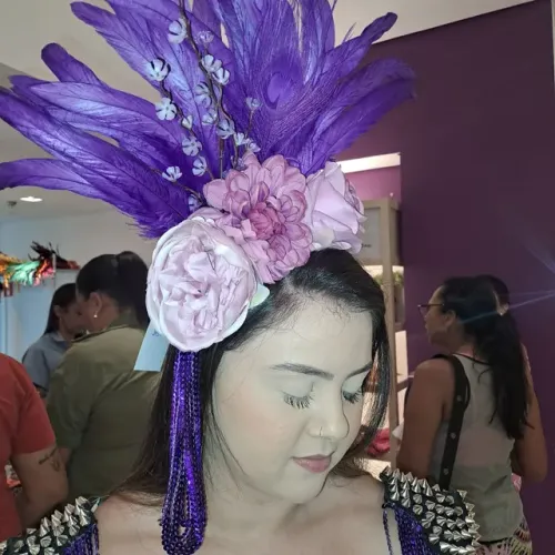 Vendo enfeite de cabeça.