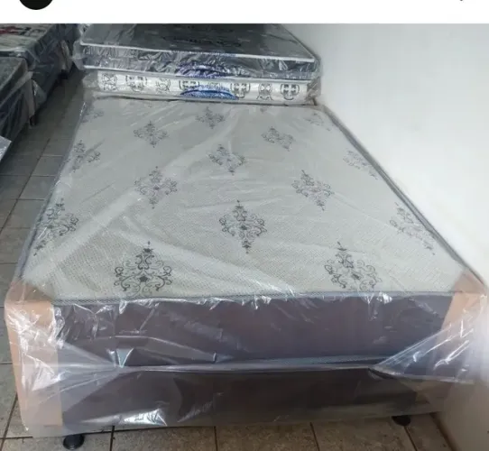 CAMA BOX CASAL ESPUMA SELADA NOVA
