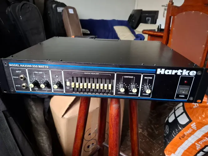 Amplificador Hartke HA3500 de 350 Watts