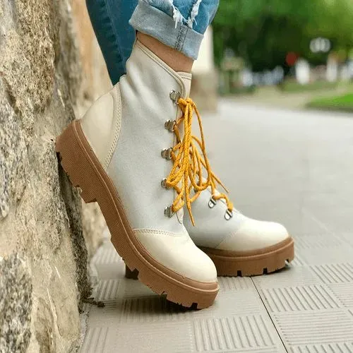Bota Coturno feminina off-white Beira Rio