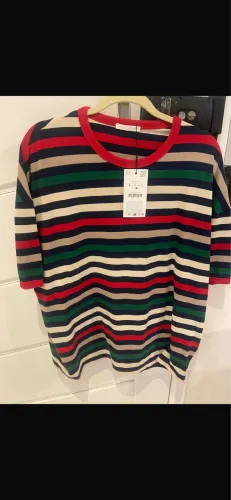 Camiseta Zara listrada comprada em Londres na etiqueta tamanho G