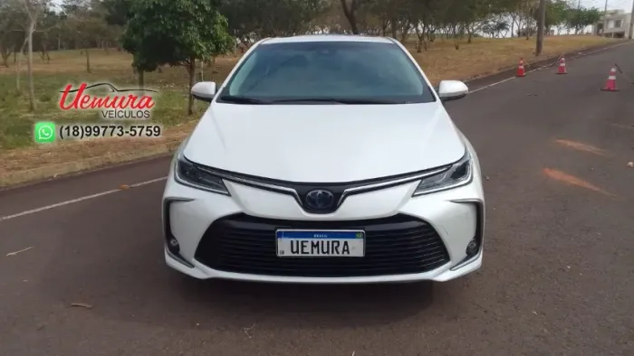 Toyota/ Corolla Altis Prem. Hybrid 1.8 2021/2022 - Branca