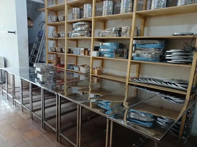 Mesas inox com concreto 