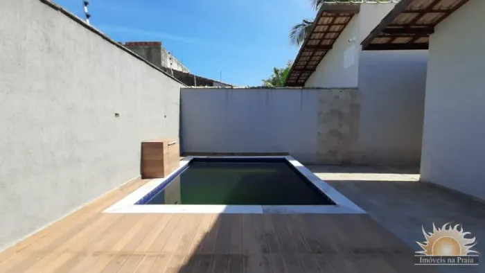 CASA NOVA COM PISCINA E ÁREA GOURMET - 3 QUARTOS, O3 BANHEIROS, O2 VAGAS DE GARAGEM