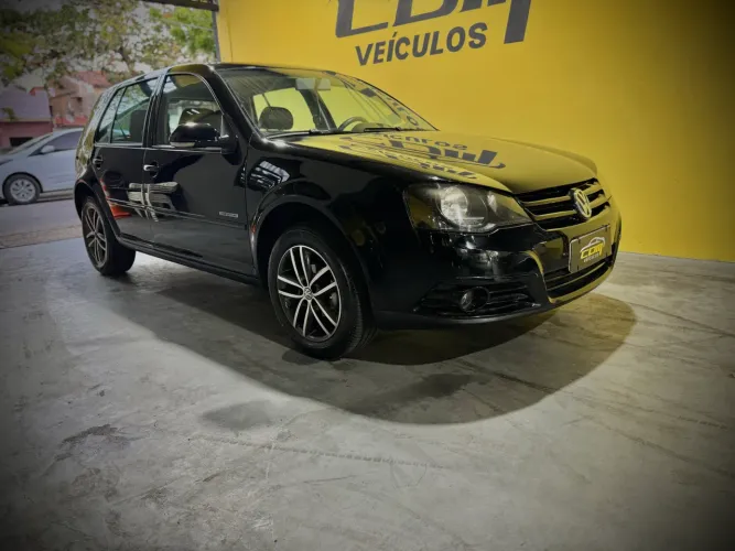 Volkswagen Golf 1.6 MI Total Flex 8V 4P 2010