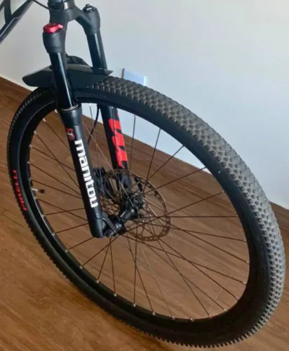 Bicicleta MTB Aro 29 - Quadro First Lunix + Suspensão Manitou Machete