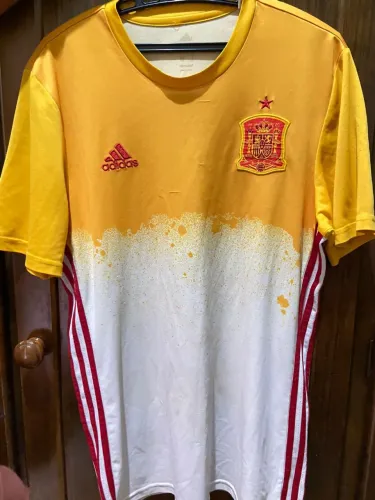 VENDO ESSA CAMISA ORIGINAL DE TREINO DA ESPANHA 2015