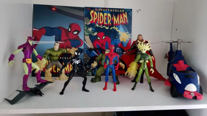 Bonecos do espetacular homem Aranha 2008