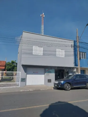 Apartamento, 2 dormitórios, no centro de Capivari de Baixo/SC